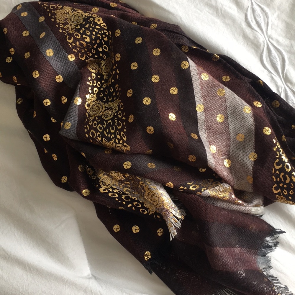 Gold/ purple scarf